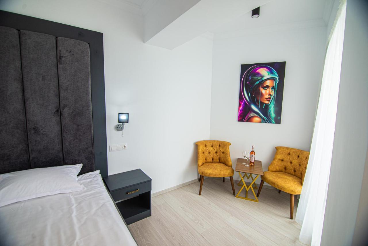 Alessio Hotel Residence Костинешти Экстерьер фото