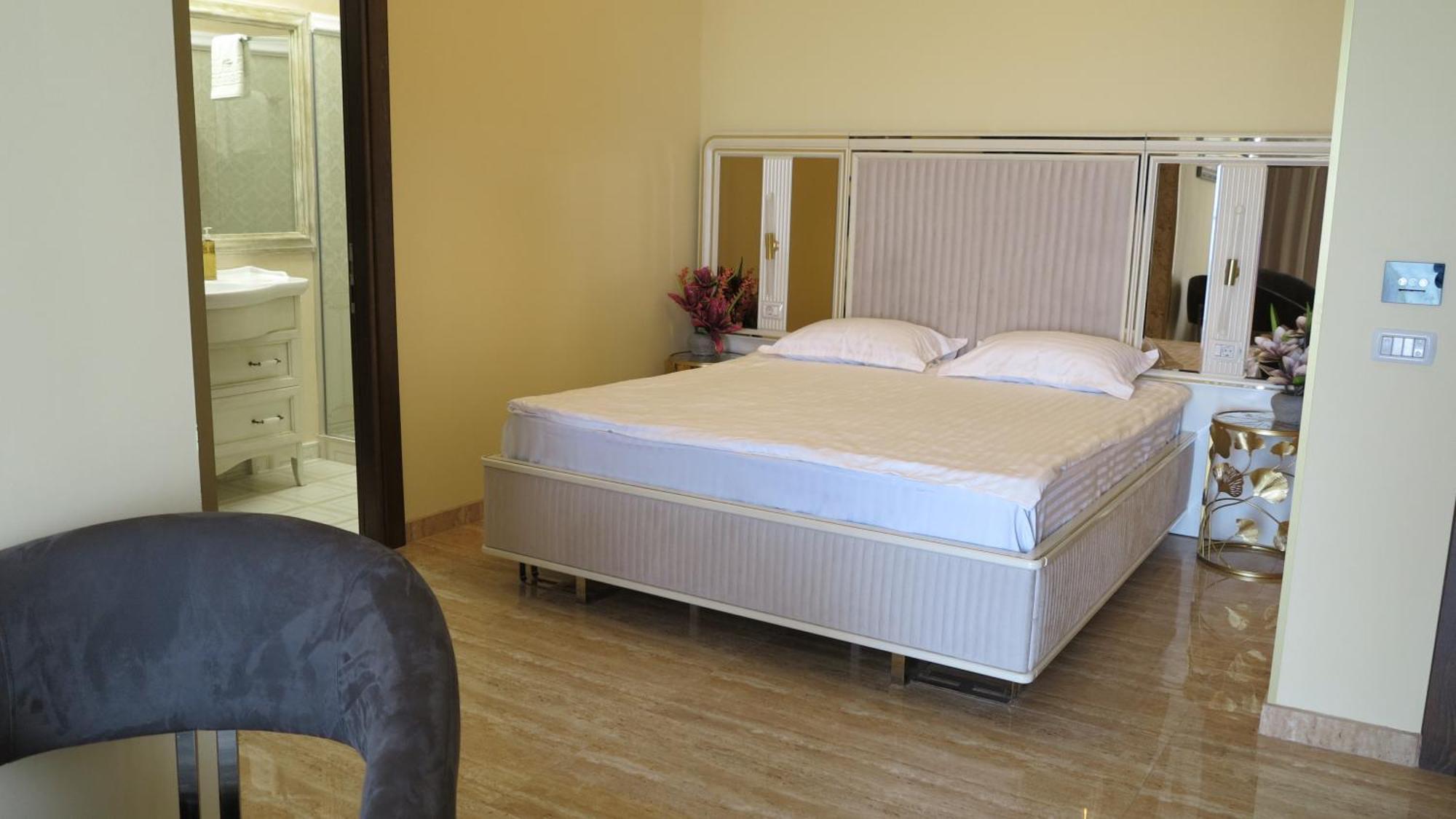 Alessio Hotel Residence Костинешти Экстерьер фото