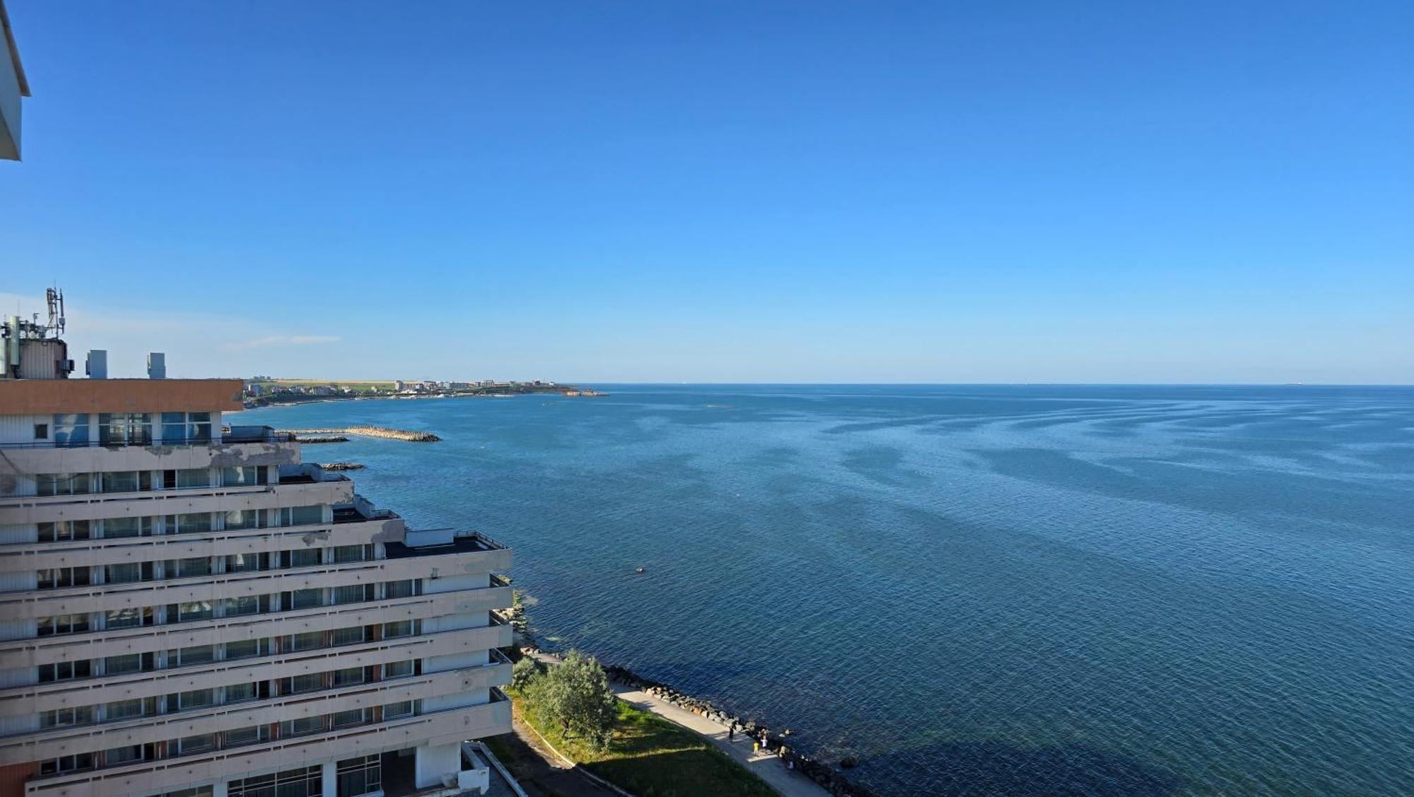 Alessio Hotel Residence Костинешти Экстерьер фото